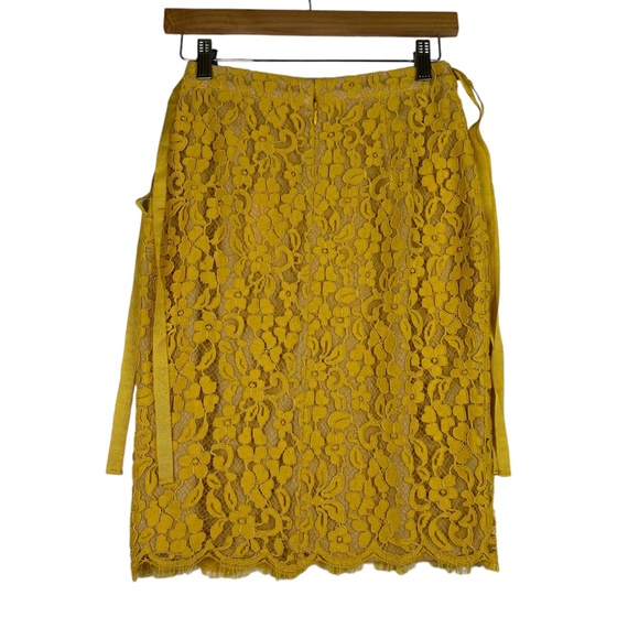 English Factory Yellow Skirt Floral Print Size XS - Picture 2 of 3